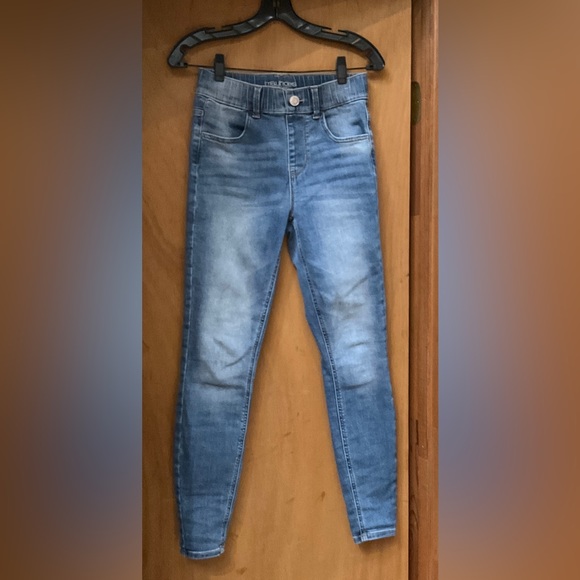 Maurices Super High Rise Jeans - Picture 1 of 3